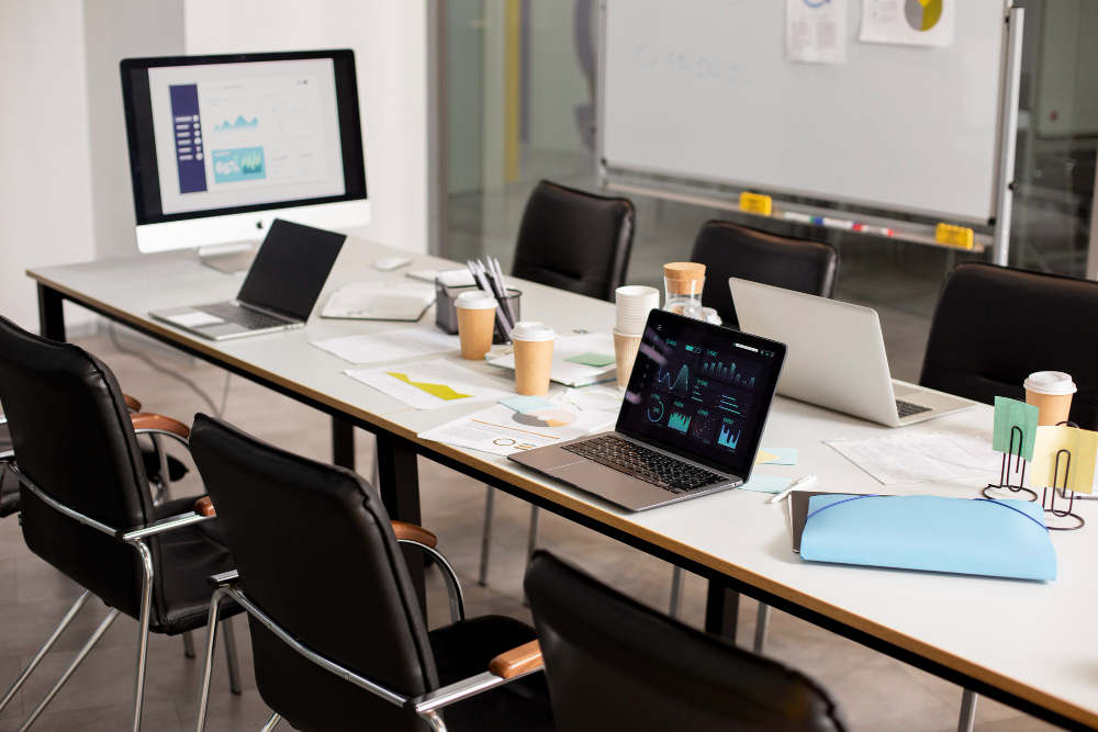 Petruth IT workspace